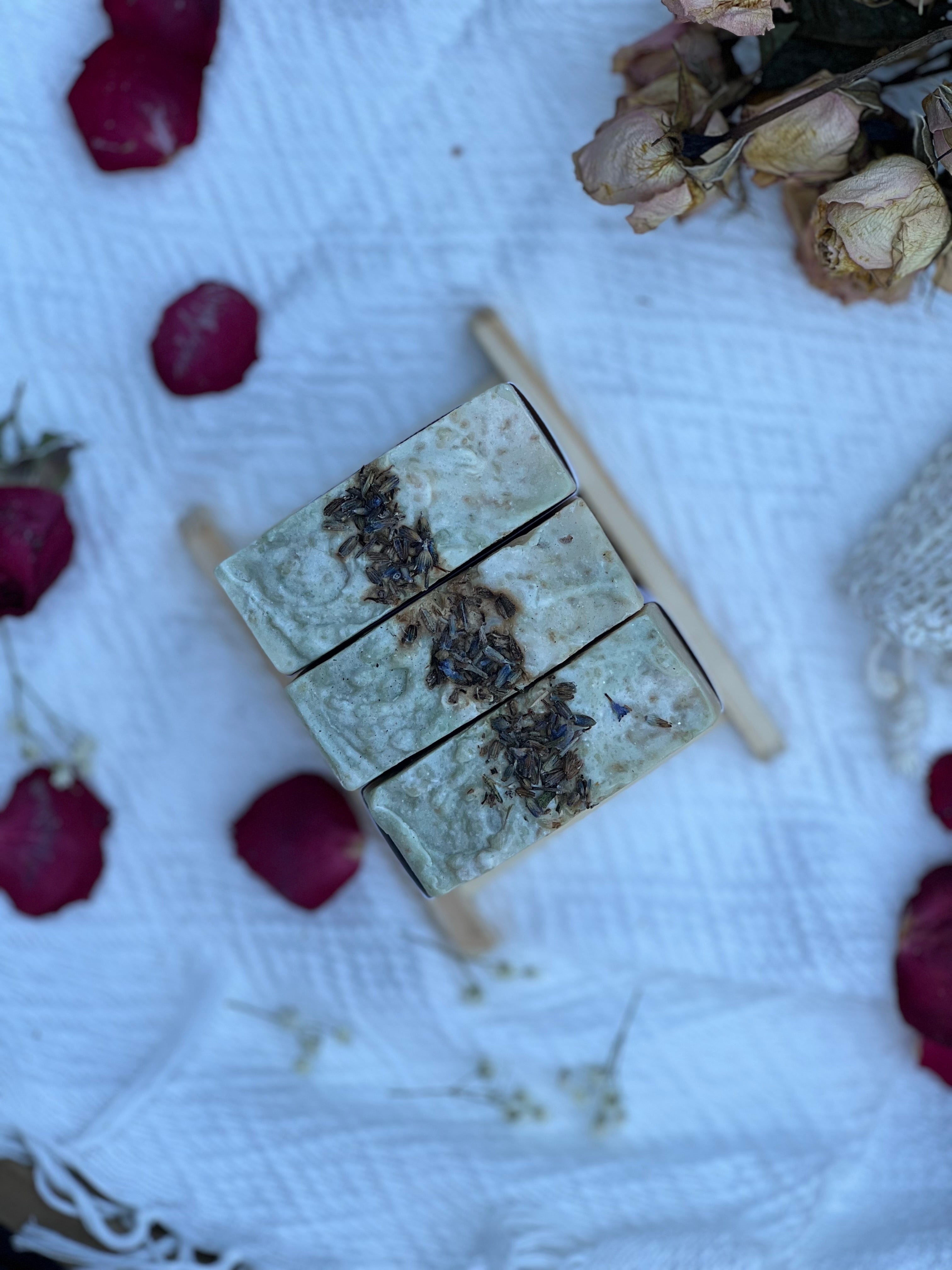 Quiet Presence™ Comfort Bar with Coconut Milk Oatmeal & Aloe | NurseCrafted™ | 3 for $27